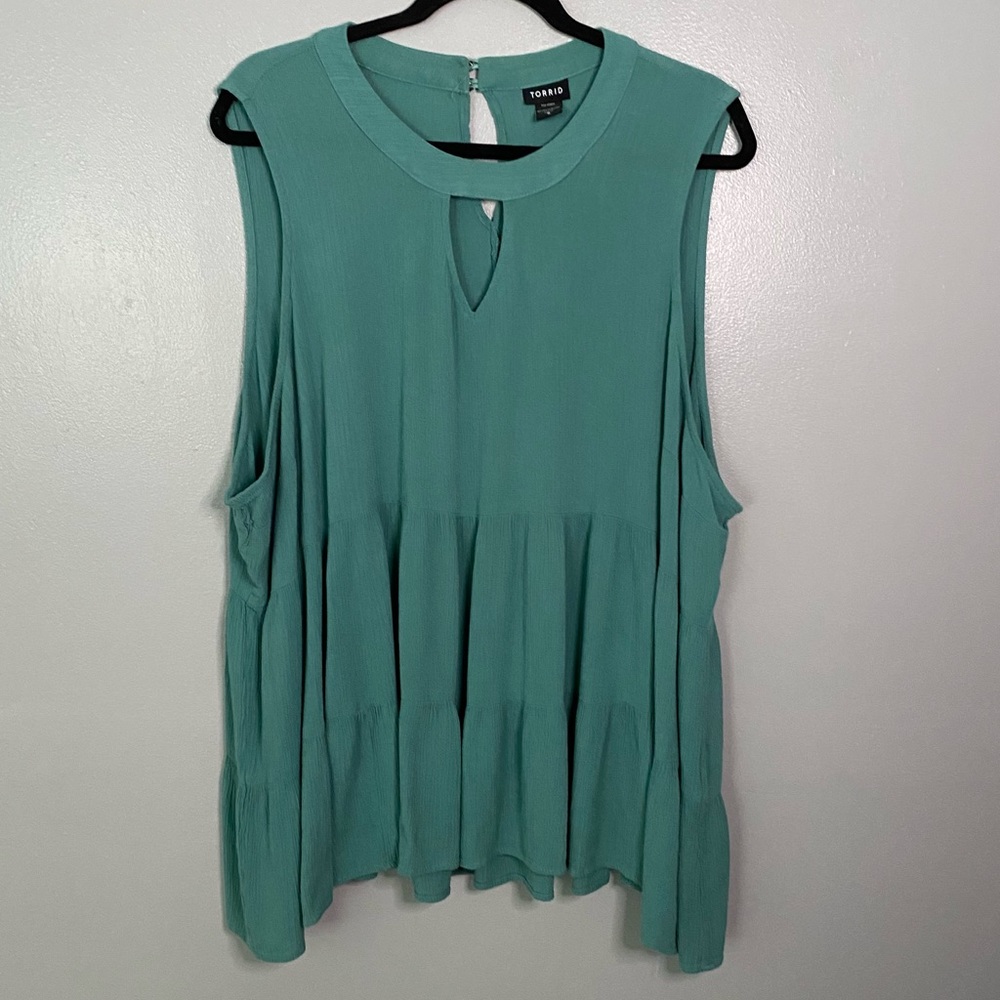 Torrid 5 Green Sleeveless Top